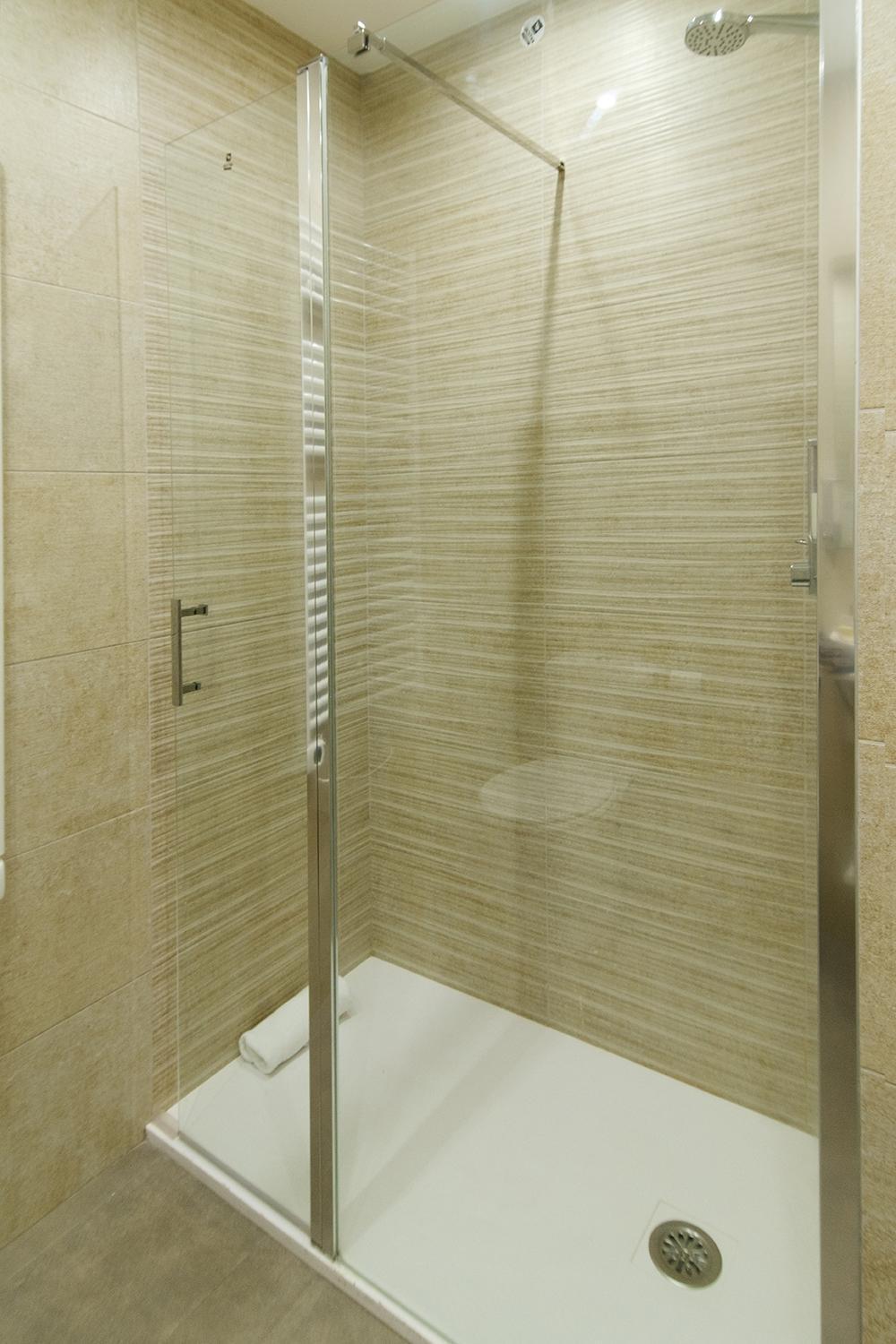 Hotel Bestprice Alegria Madrid Exterior photo